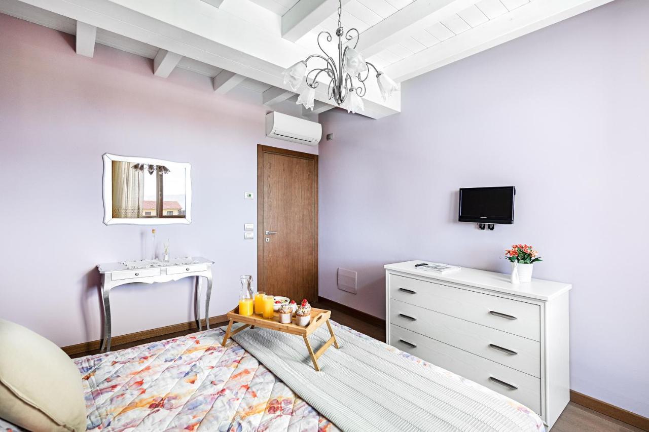 Warda C11 Apartment By Wonderful Italy Desenzano del Garda Ngoại thất bức ảnh